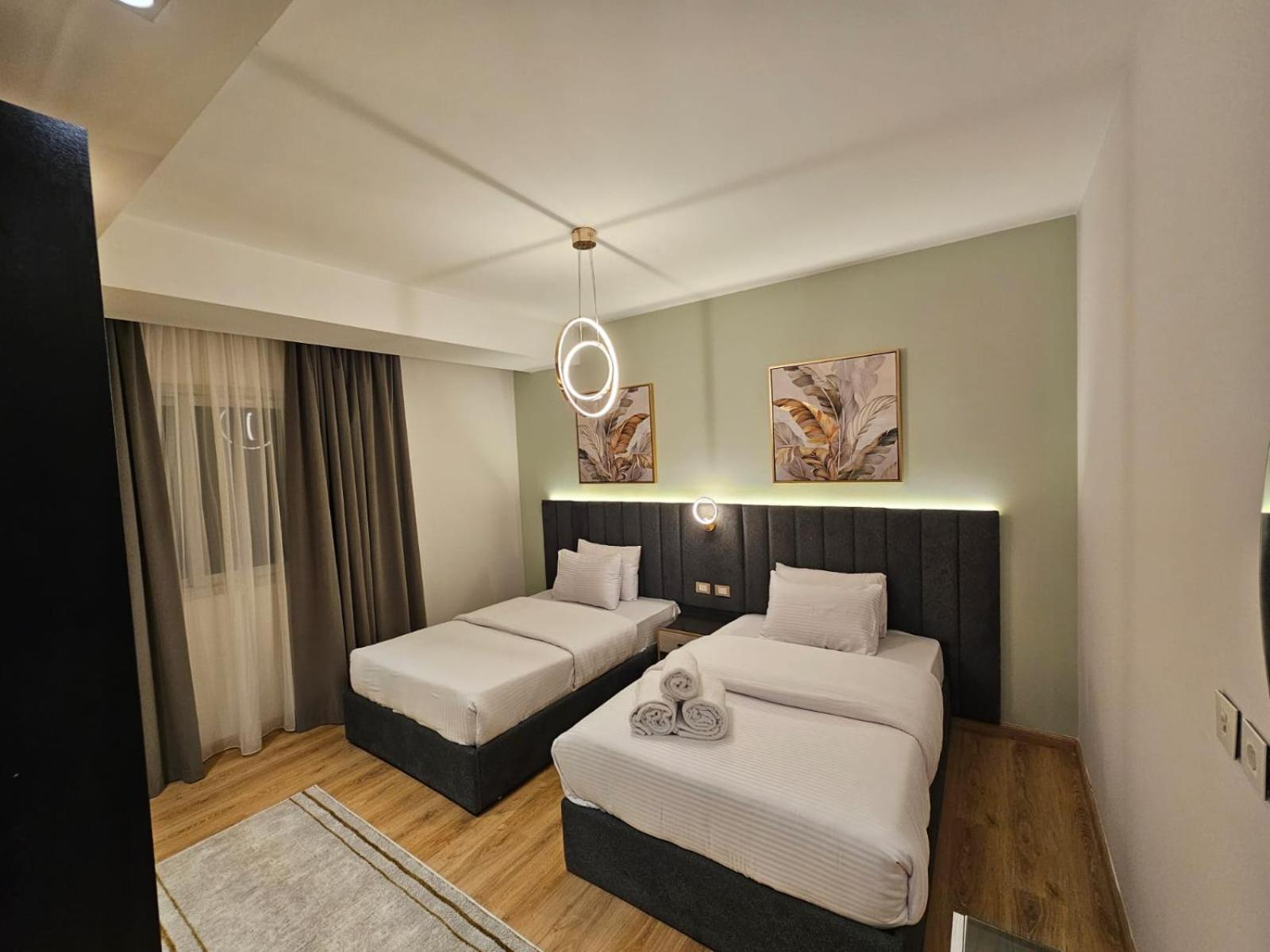 Apartment Cfc, Luxury In A Prime Location Cairo